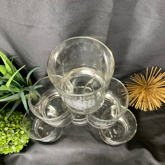 Set of 6 vintage HTF Garrick “12 days of Christmas” etched glasses (days 1-6) - Picture 8 of 16